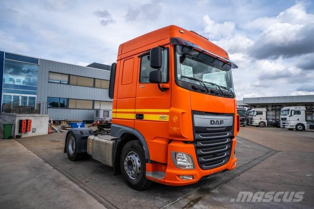 DAF XF 460 + KIPHYDR. وحدات الجر