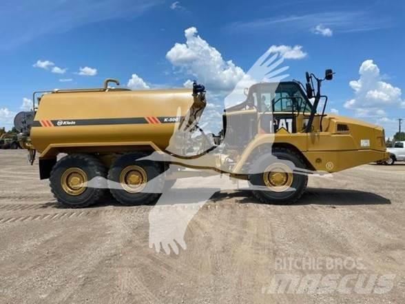 CAT 725C صهاريج مياه