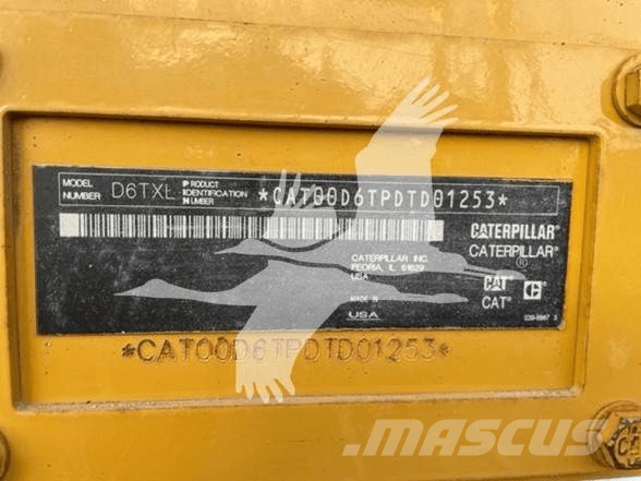 CAT D6T XL بلدوزرات مجنزرة