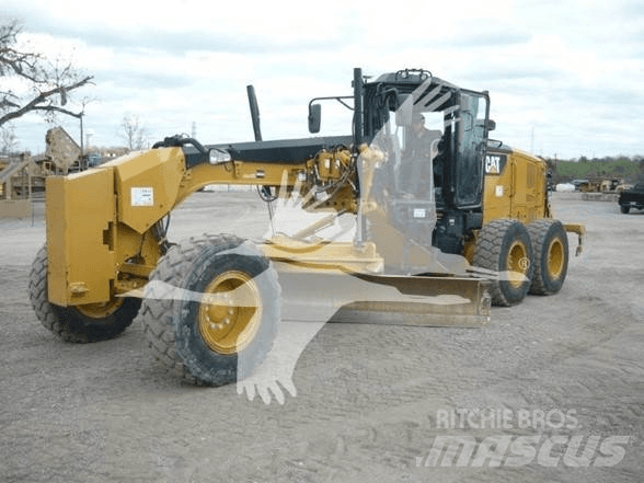 CAT D6T XL بلدوزرات مجنزرة