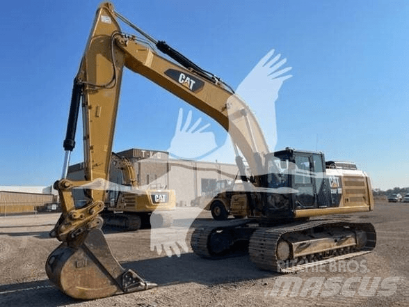CAT D6T XL بلدوزرات مجنزرة