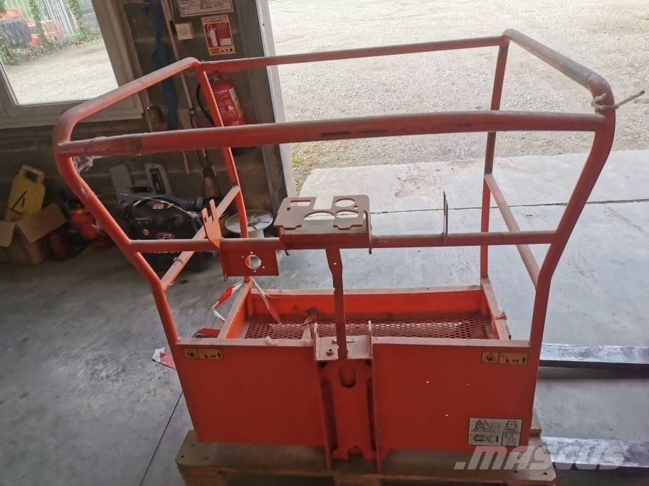 JLG Toucan 10 E أذرع الغطاس