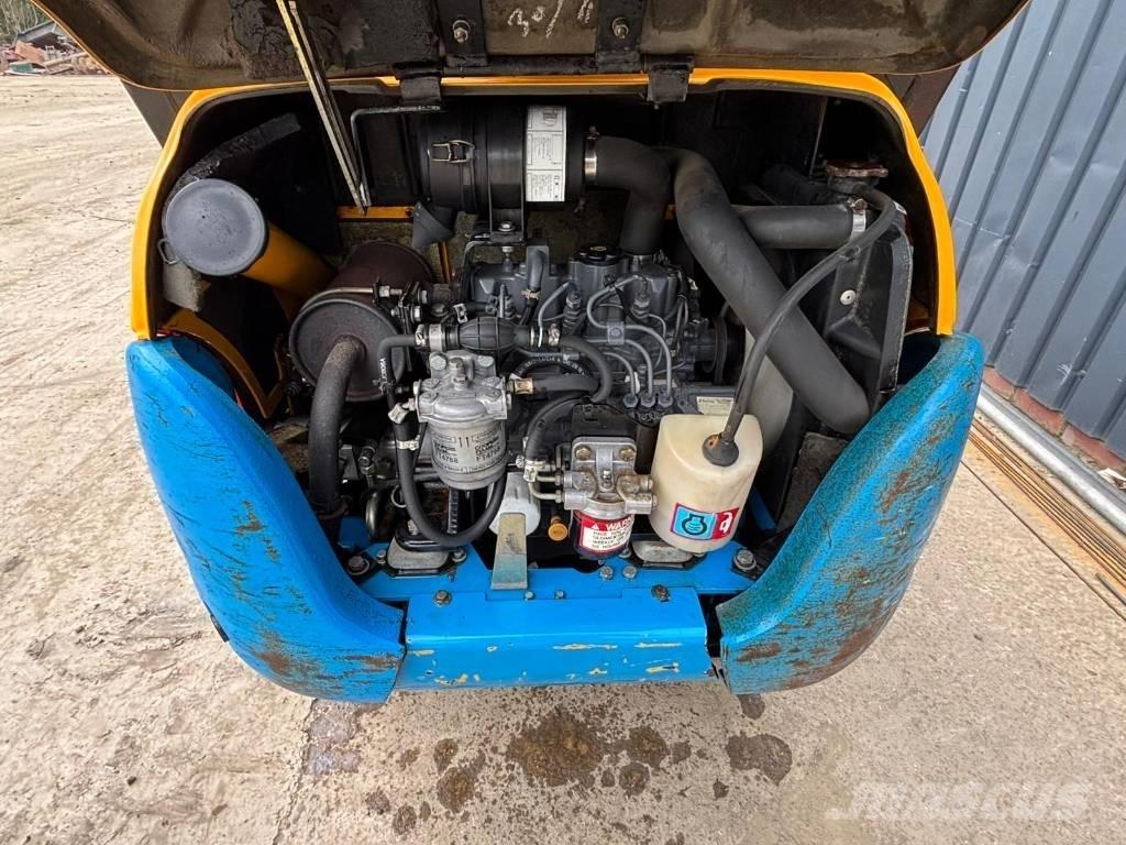JCB 8015 حفارات صغيرة أقل من 7 طن (حفارات صغيرة)