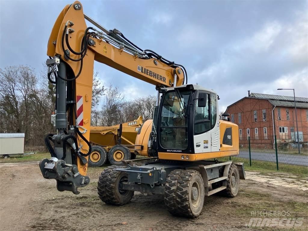 Liebherr A920 حفارات بعجل