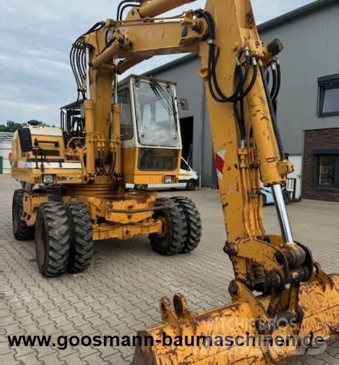 Liebherr A 902 حفارات بعجل