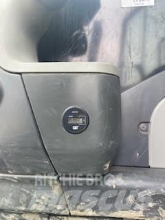 Morooka MST 2200 V عربات نقل قلابة مجنزرة