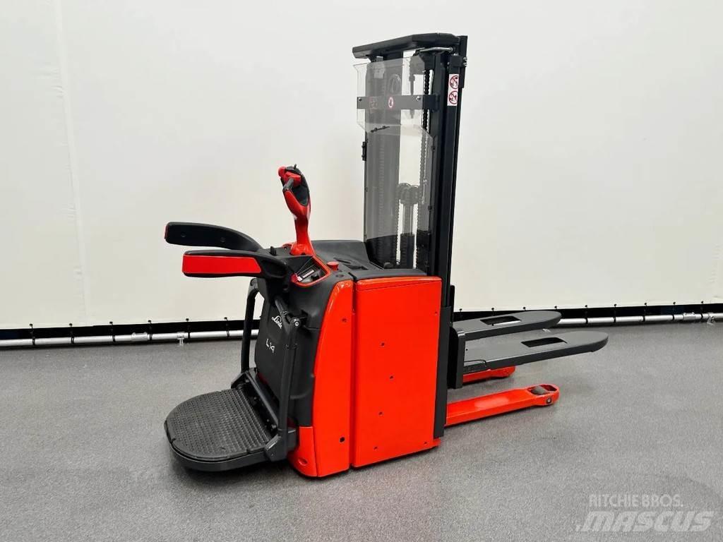 Linde L 14 AP معدات التكديس الجوالة