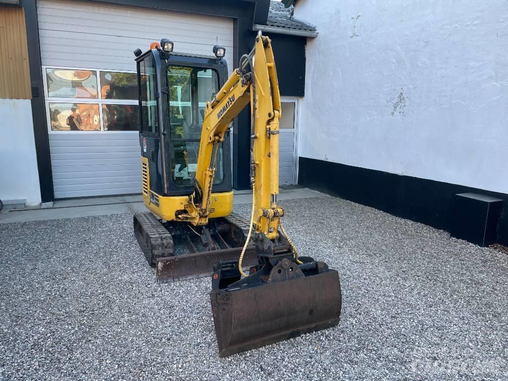 Komatsu PC 16 R-3HS حفارات صغيرة أقل من 7 طن (حفارات صغيرة)
