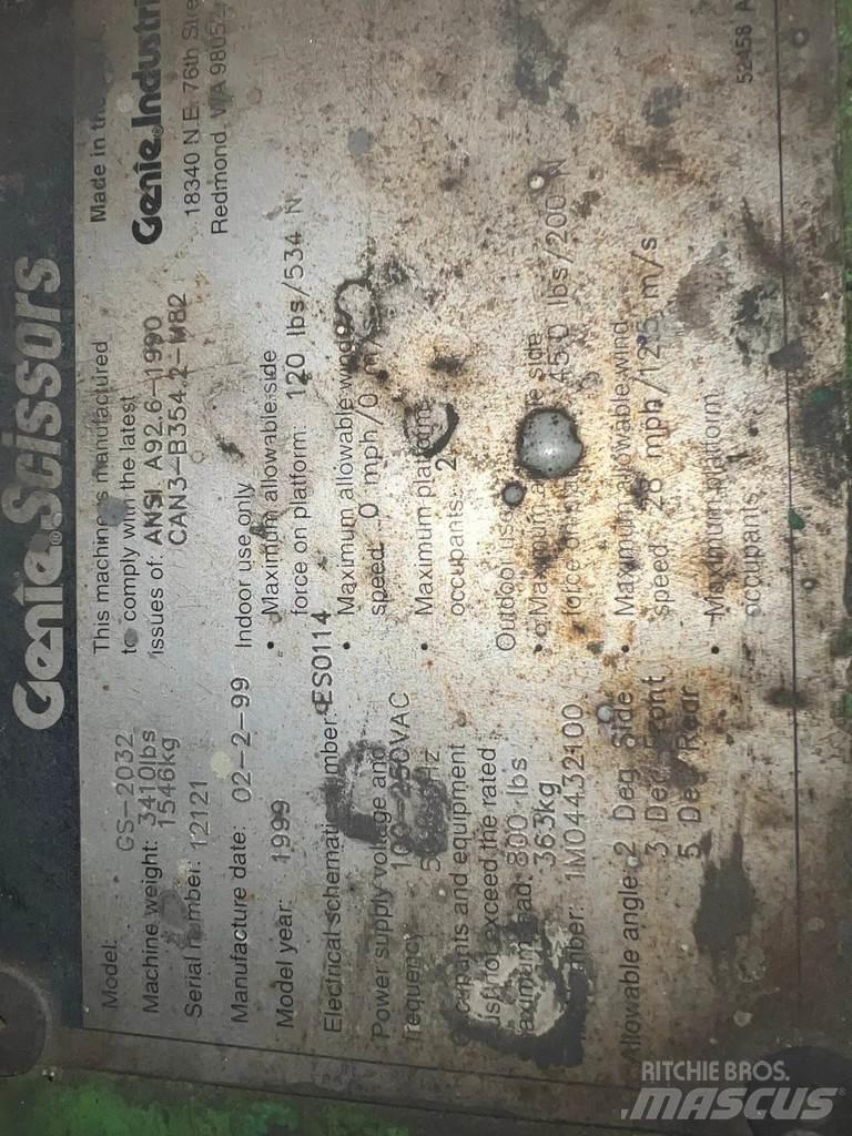 Genie GS-2032 رافعات ومنصات أخرى