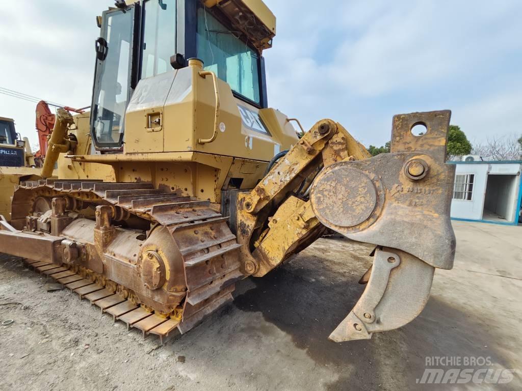 CAT D 7 G 2 لوادر بعجل
