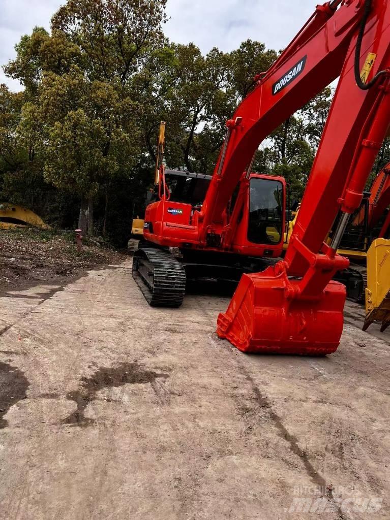 Doosan DH 300 LC-7 حفارات زحافة
