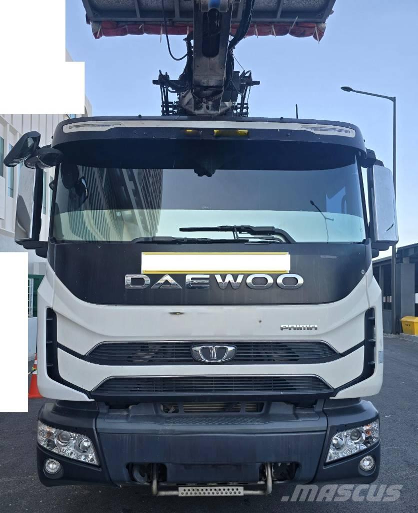 Horyong SKY750 المنصات الهوائية المثبتة على شاحنة