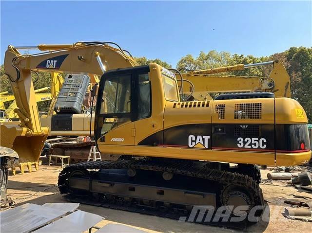 CAT 325 C حفارات زحافة