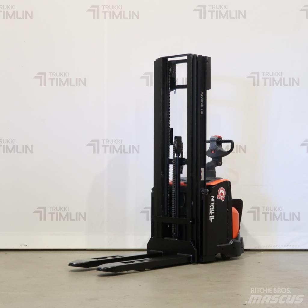 BT SWE120 (uusi akku) شاحنات مناولة ذاتية الدفع