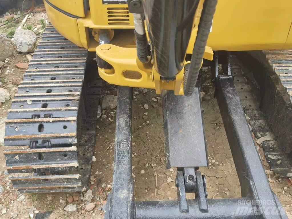 CAT 303 حفارات صغيرة أقل من 7 طن (حفارات صغيرة)