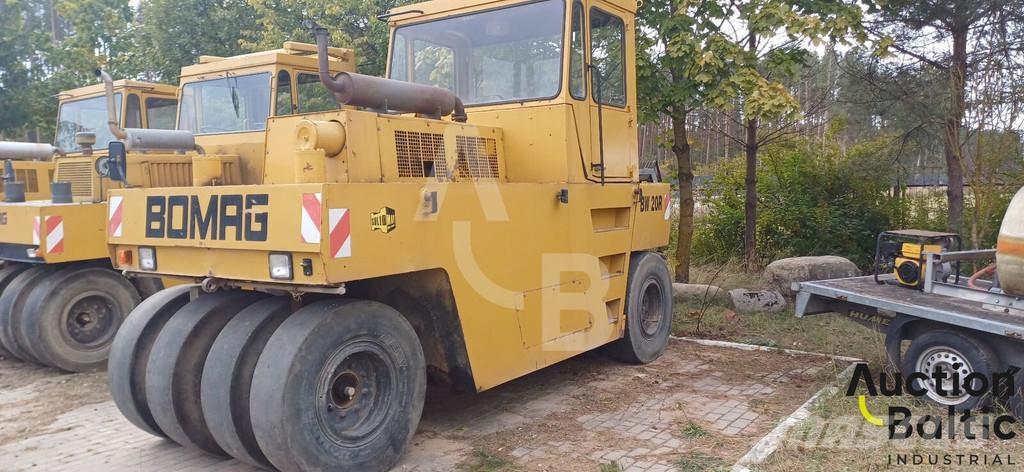 Bomag BW 20 R مداحل ذات إطارات هوائية