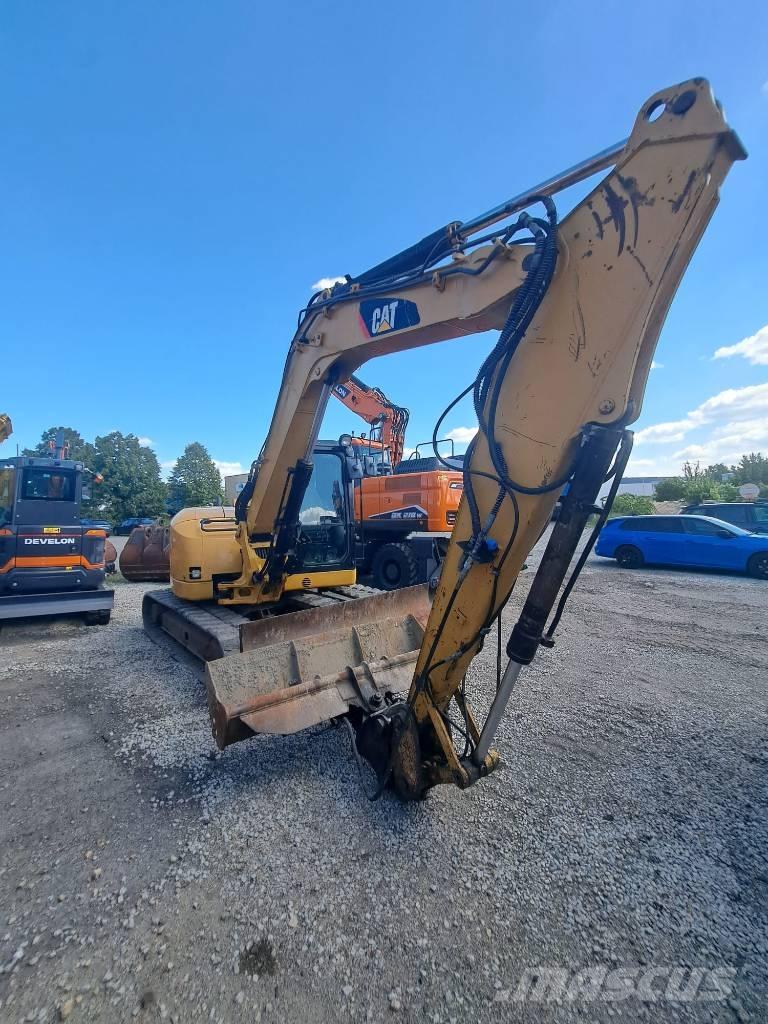 CAT 308 D حفارات وسط 7 طن - 12 طن