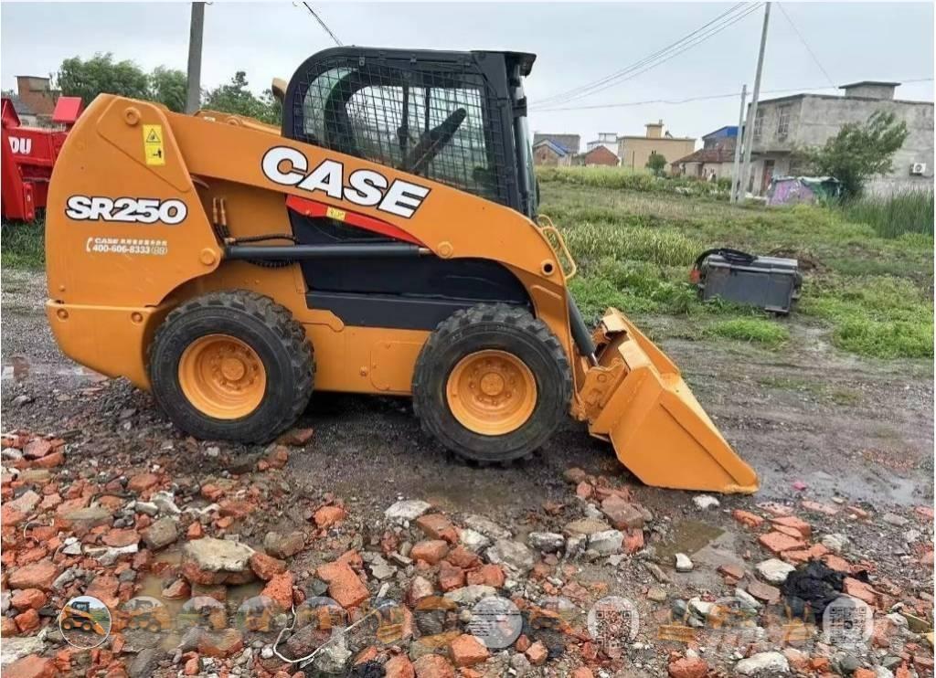 CASE SR 250 لوادر انزلاقية التوجيه