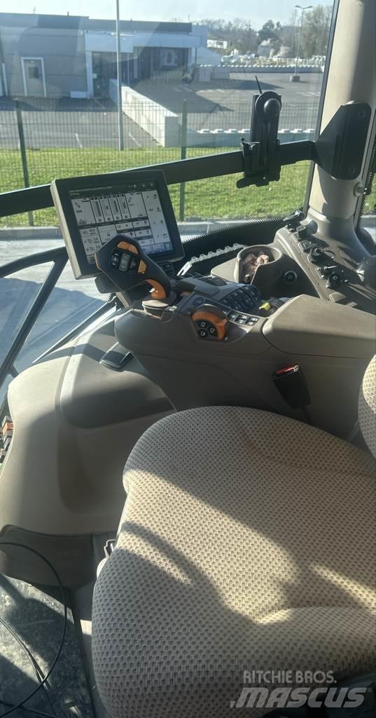 John Deere 6250R الجرارات