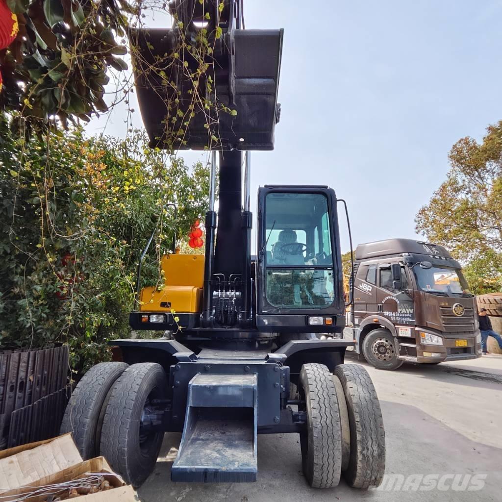 Hyundai R 150 W حفارات بعجل