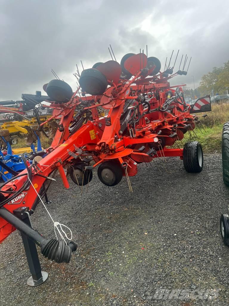 Kuhn GF 17012 مكابس وميبسات التبن