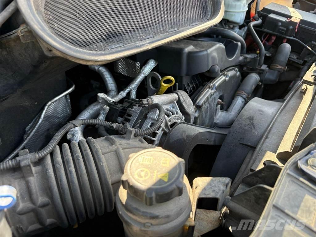 Ford Transit المنازل المتنقلة والكرافانات