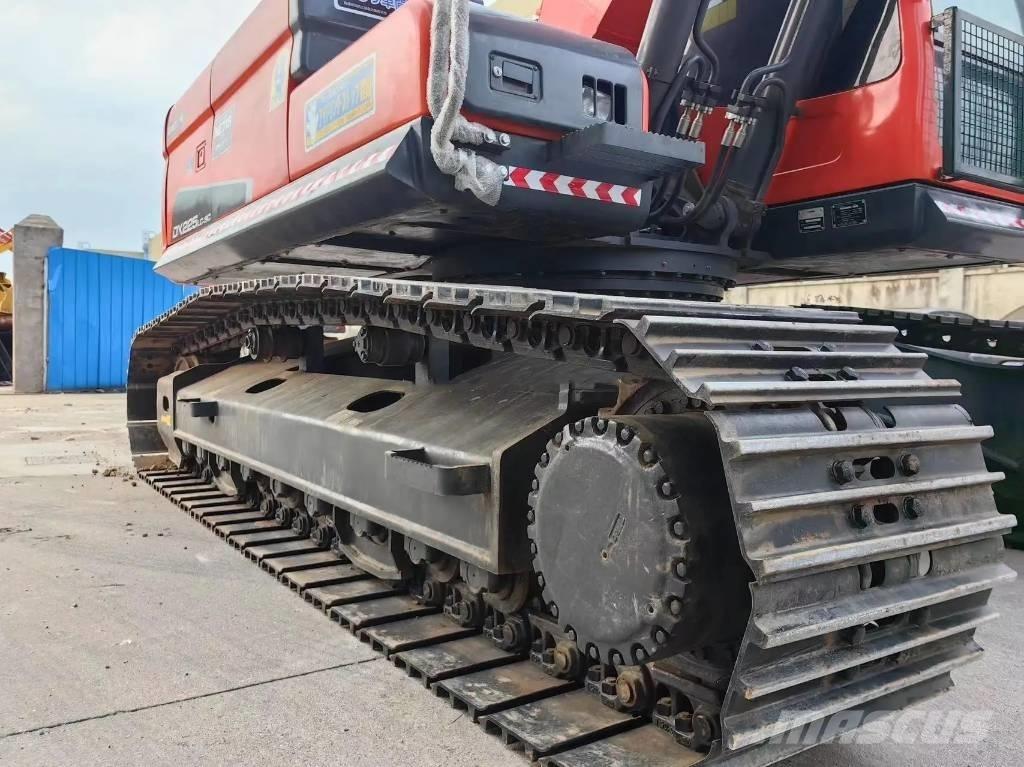 Doosan DX225LC-9C حفارات زحافة