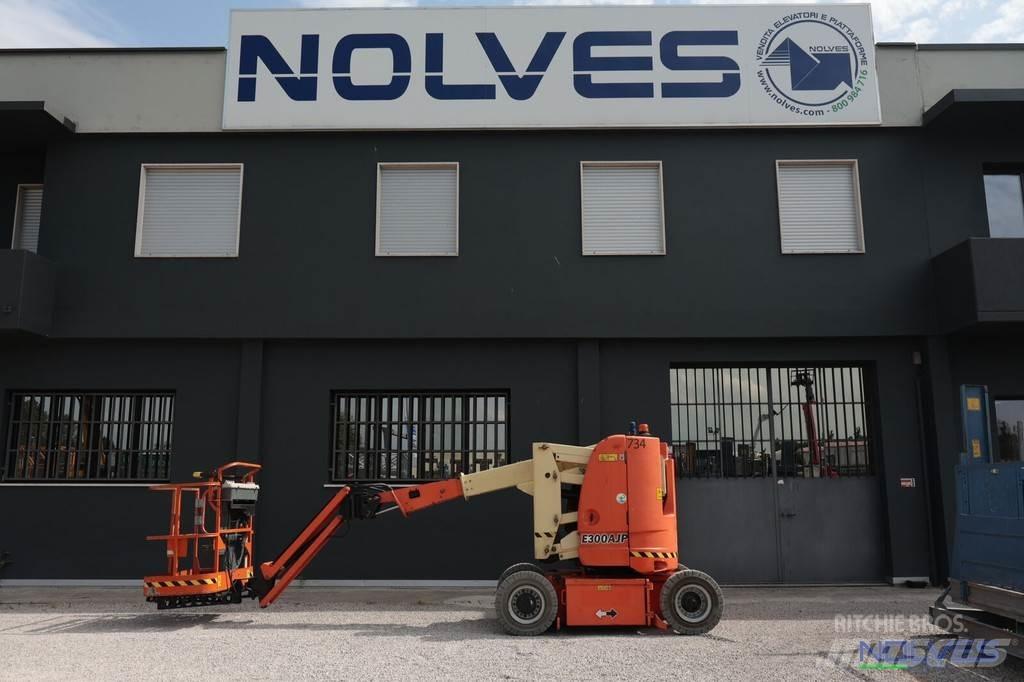 JLG E300AJP رافعات سلة مفصلية