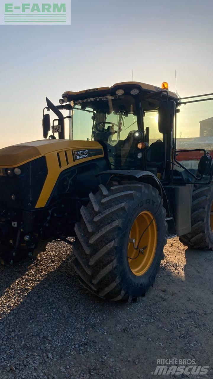 JCB Fastrac 4220 الجرارات