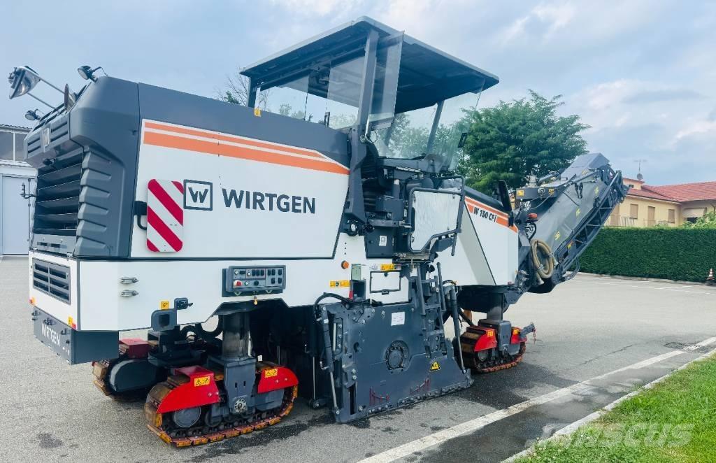 Wirtgen W 150 CFi ماكينات الكشط البارد للأسفلت