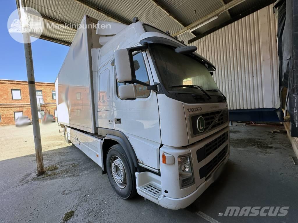 Volvo FM 300 شاحنات ذات هيكل صندوقي