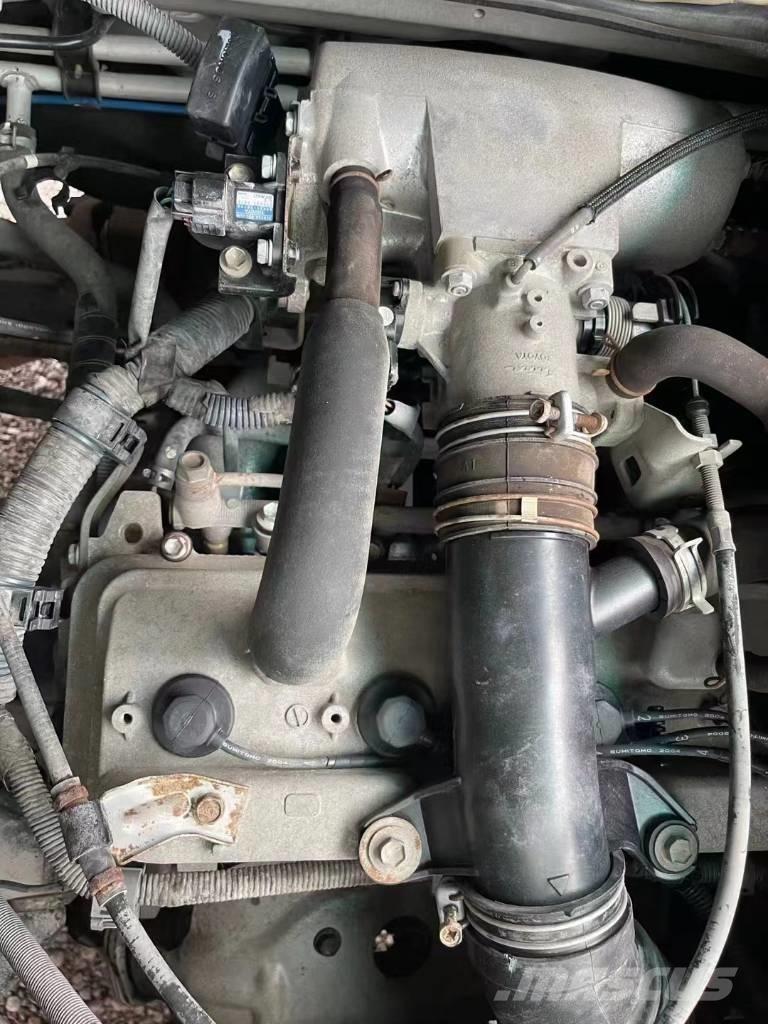 Toyota Coaster Bus حافلة صغيرة