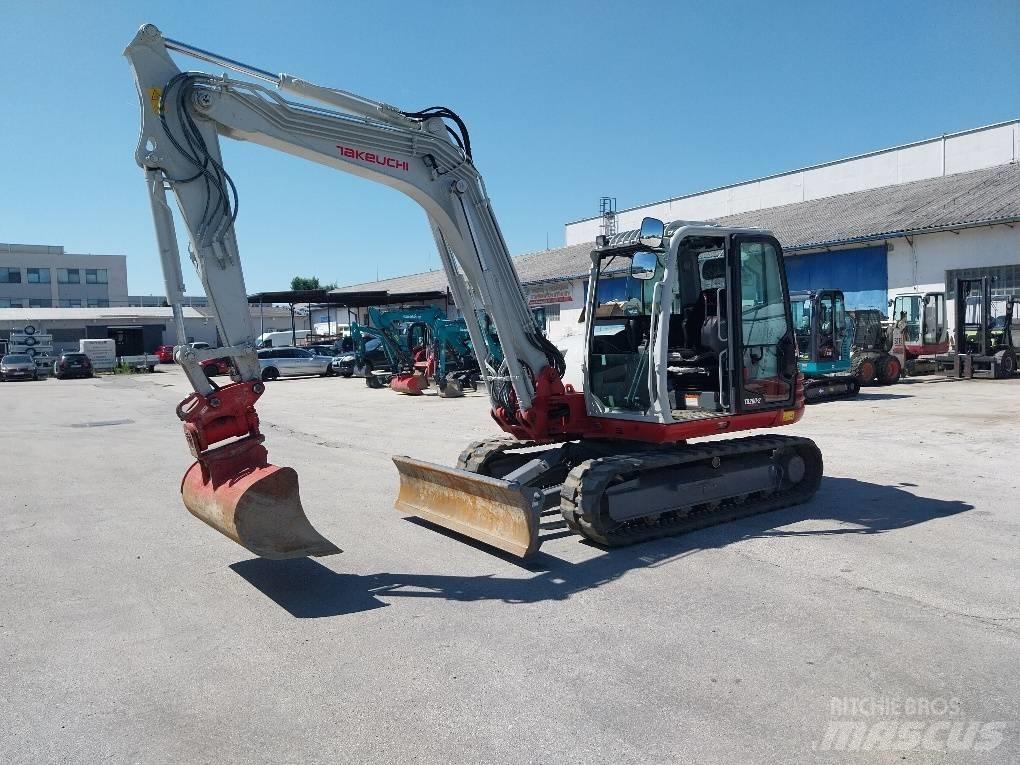 Takeuchi TB290-2 حفارات وسط 7 طن - 12 طن