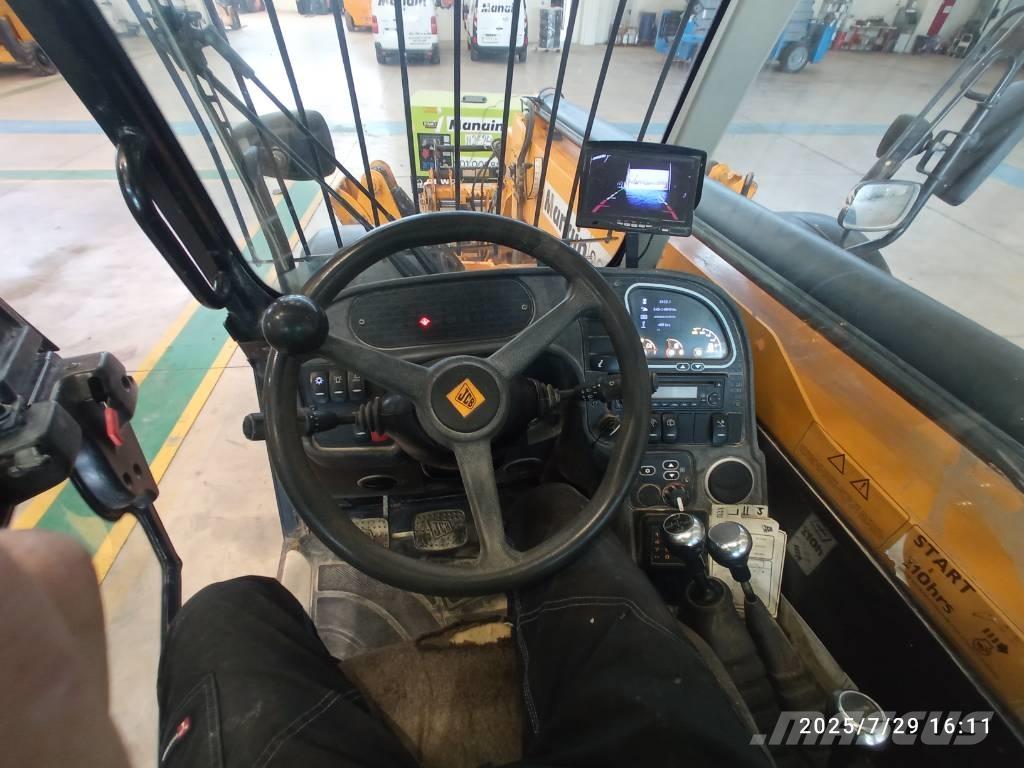 JCB 540-140 مناولات متداخلة