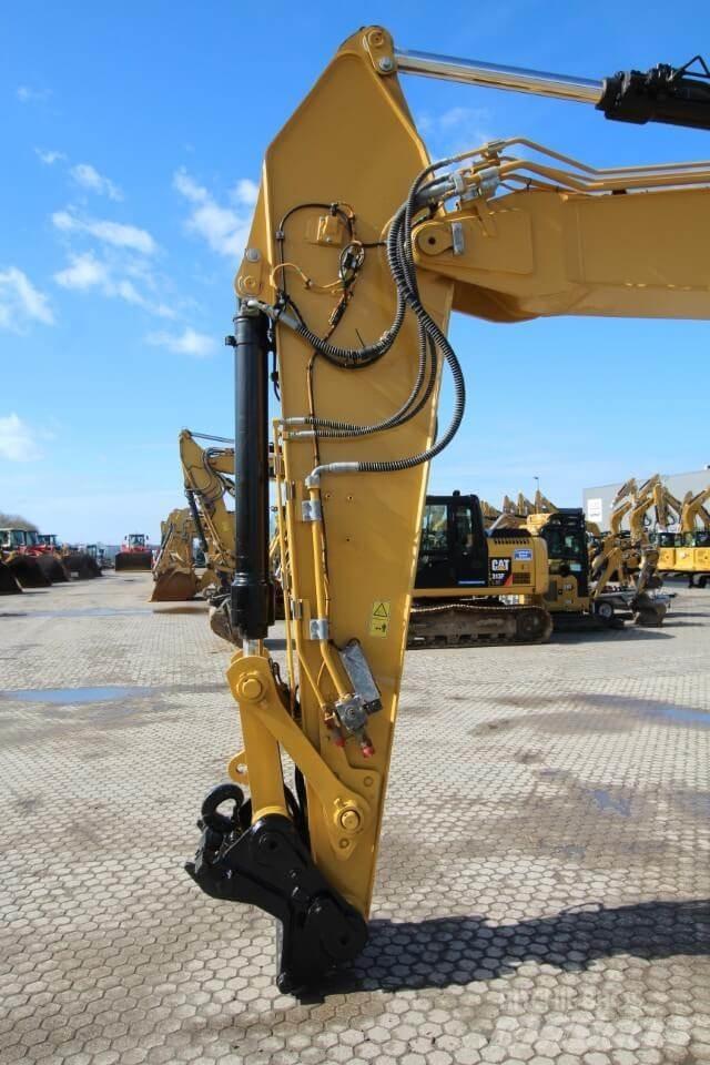 CAT 326-07 حفارات زحافة