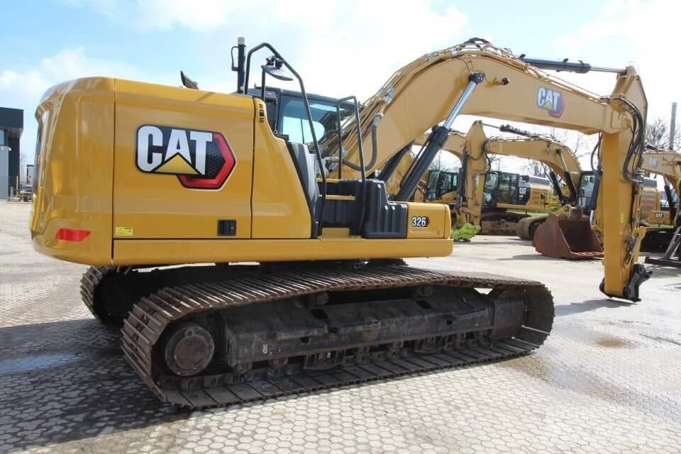 CAT 326-07 حفارات زحافة