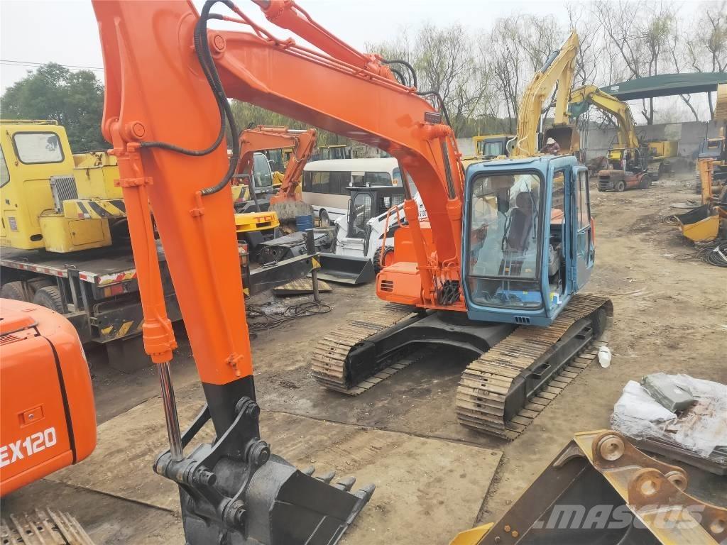 Hitachi EX120 حفارات وسط 7 طن - 12 طن