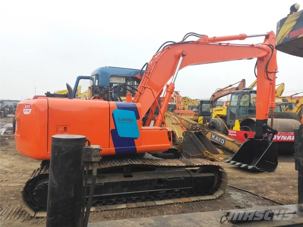 Hitachi EX120 حفارات وسط 7 طن - 12 طن