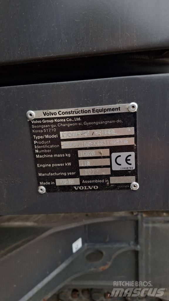 Volvo EC 160 EL حفارات زحافة