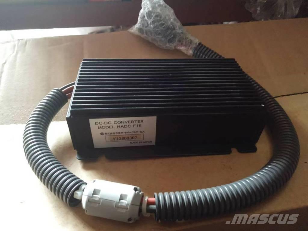 Hitachi ZX 85-5 إلكترونيات