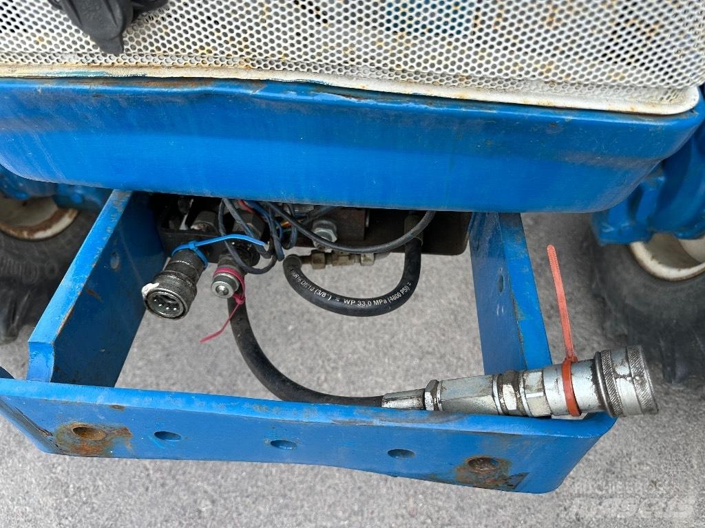 Ford 2120 الجرارات