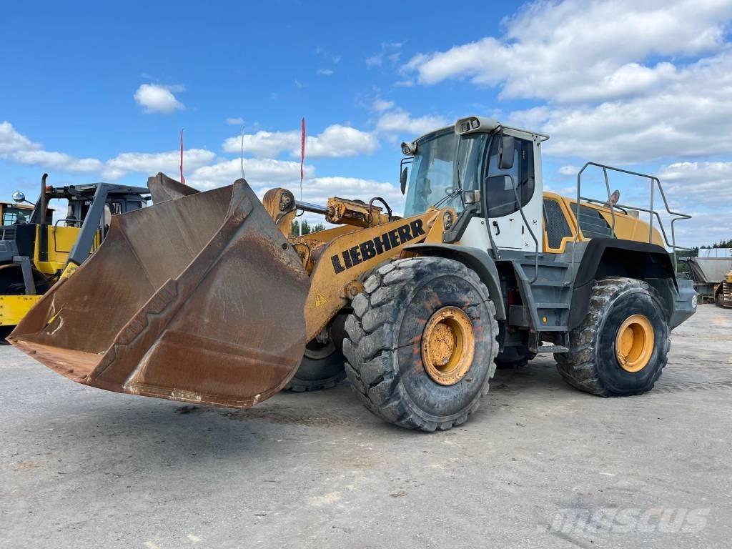 Liebherr L 580 لوادر بعجل