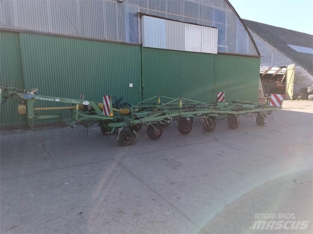Krone KW1302/12T مكابس وميبسات التبن
