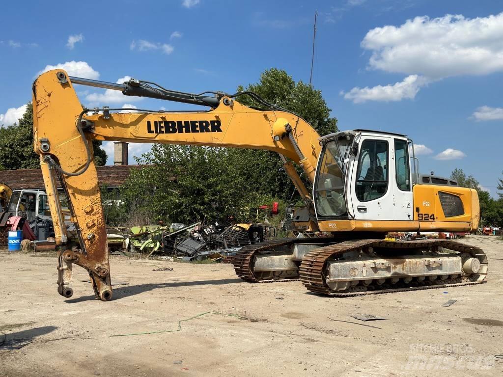 Liebherr R 924 C حفارات زحافة