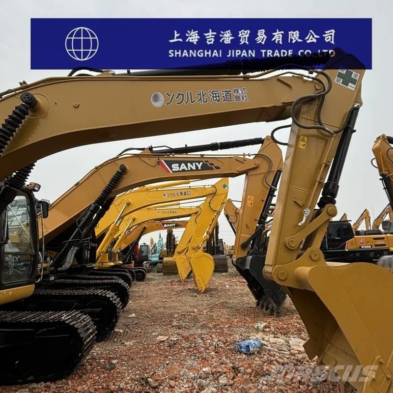 CAT 320 D حفارات زحافة