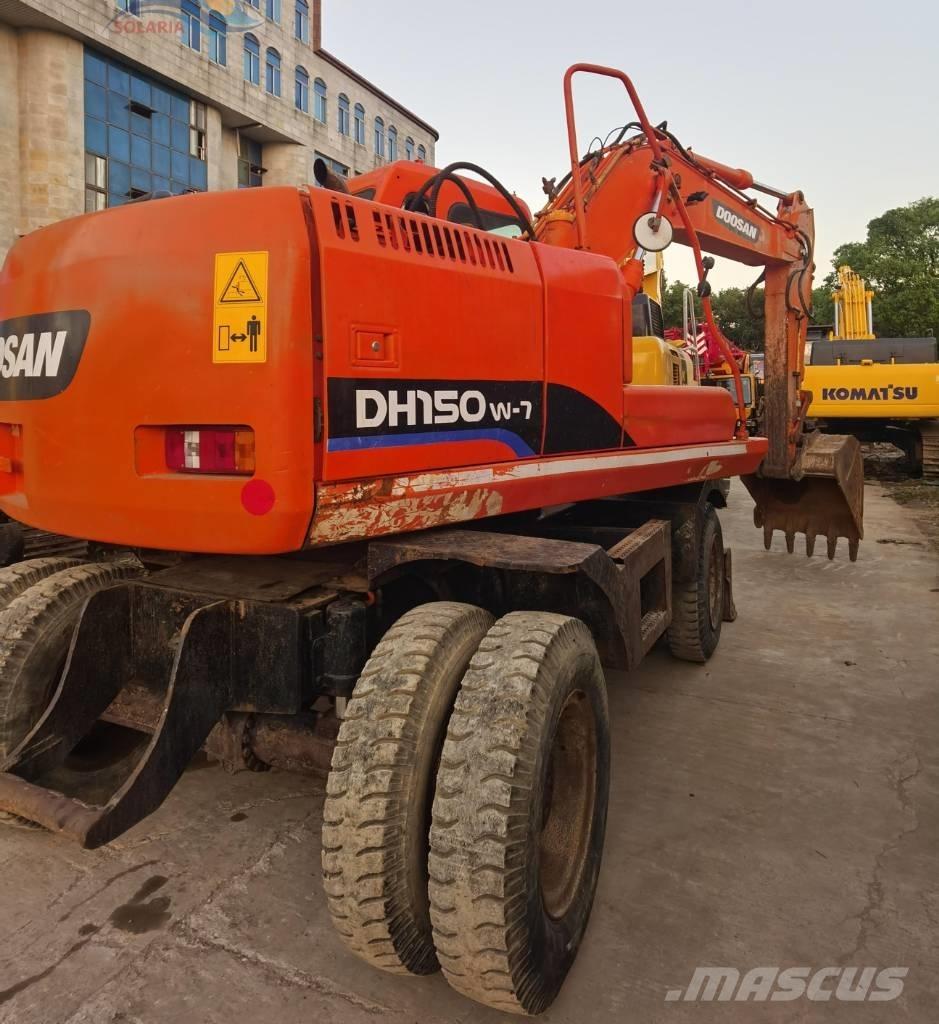 Doosan DH 150 W-7 حفارات بعجل
