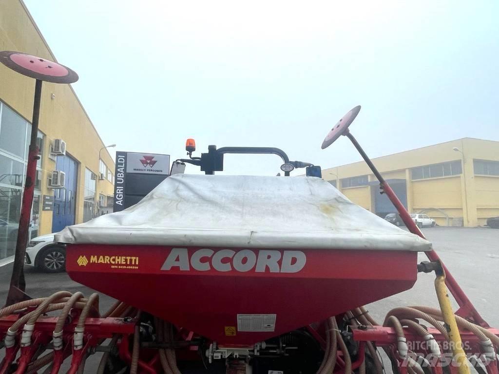 Accord DL 45 مثاقيب