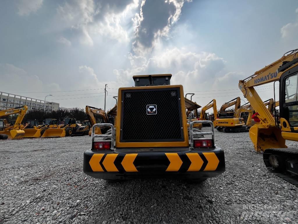 XCMG ZL 50 GN لوادر بعجل