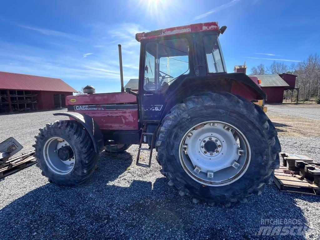 Case IH 1455 XL الجرارات