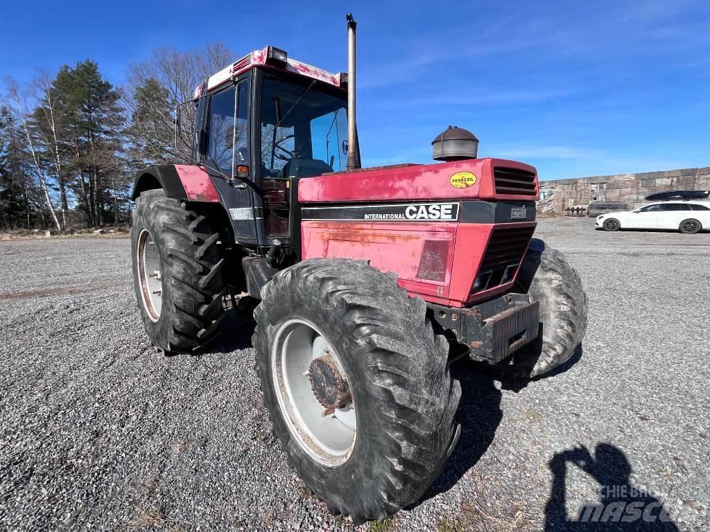Case IH 1455 XL الجرارات